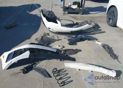 2011 Infiniti Ex35 Journey z USA, uszkodzony, nr VIN JN1AJ0HP6BM800092